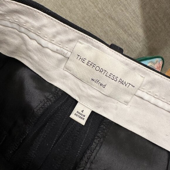 Aritzia The Effortless Pant™ - (Re)fined Pinstripe in size 4 - Picture 8 of 8